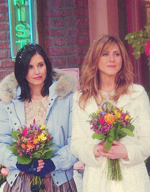 Monica-Rachel-Bridesmaid-Phoebe-wedding-friends.jpg